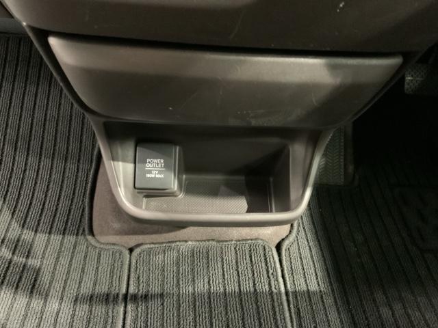 フリード Ｇ・ホンダセンシング　最長５年保証　ナビ　ＣＤ　ＢＴオーディオ　ＡＢＳ　両席エアバック　クルコンスマートキー　イモビライザー　両側電動スライドドア　横滑り防止装置　ワンオーナー　禁煙　ＥＴＣ　衝突軽減ブレーキ（25枚目）