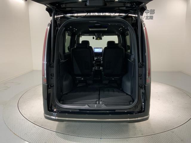 �R��ڃV�[�g���i�[����΃��Q�b�W�X�y�[�X���X�ɍL���g���܂��B