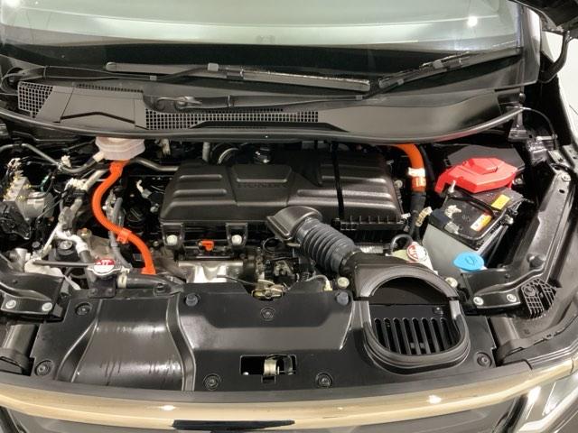 ���Џ��i���Z���^�[�ɂē��O���̃N���[�j���O�����{���Ă���܂��I