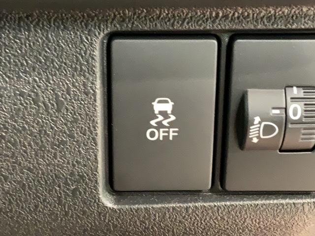 N-BOXカスタム コーディネートスタイル ホンダセンシング 新車保証継承 禁煙 当社デモカー ナビ Rカメラ CD DVD BTオーディオ 音楽録音 TV アルミ LEDヘッド シートヒーター クルコン 障害物センサー 両側電動スライドドア(15枚目)