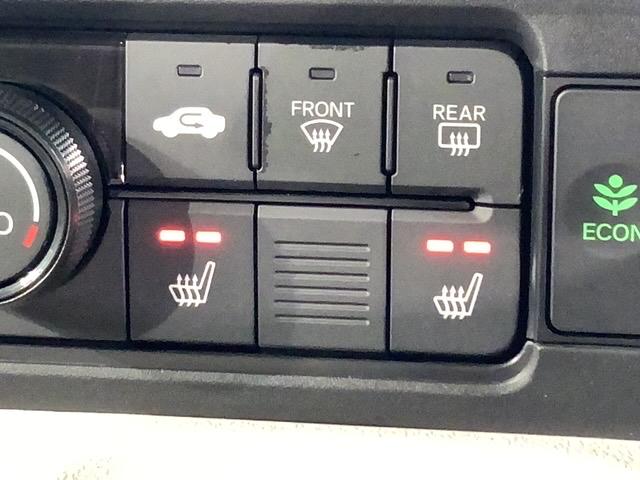 Ｎ－ＢＯＸ ファッションスタイル　コンフォートパッケージ　ホンダセンシング　新車保証継承　禁煙　当社デモカー　ナビ　ＣＤ　ＤＶＤ　ＢＴオーディオ　音楽録音　ＴＶ　ＬＥＤヘッド　障害物センサー　両側電動スライドドア　スマートキー　ＥＴＣ（12枚目）