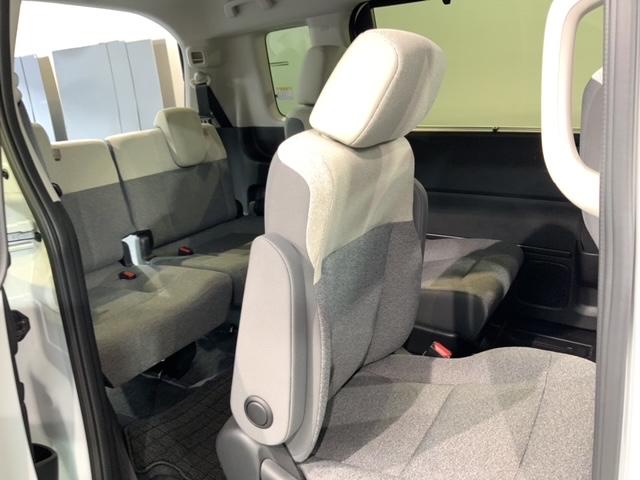 フリード エアー ホンダセンシング 新車保証継承 禁煙 当社デモカー ナビ Rカメラ BTオーディオ TV サイド+カーテンエアバック LEDヘッド クルコン 障害物センサー 両側電動スライドドア スマートキー ETC(34枚目)