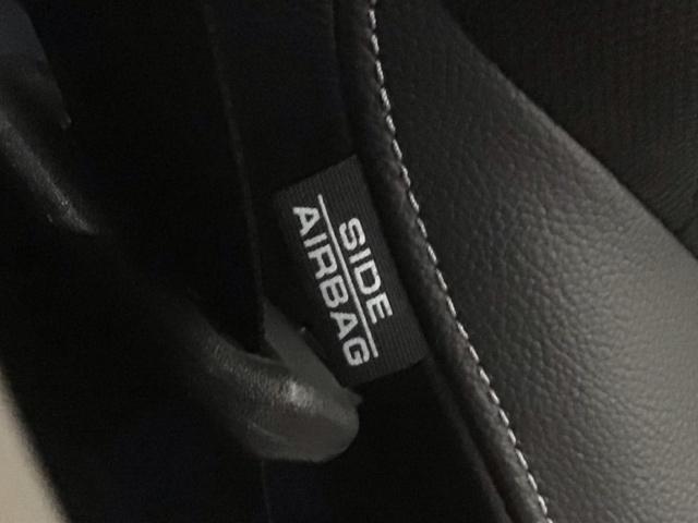 ���Џ��i���Z���^�[�ɂē��O���̃N���[�j���O�����{���Ă���܂��I