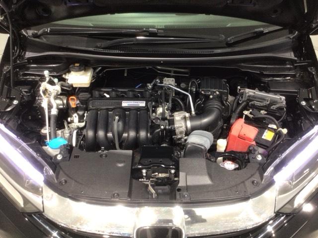 ���Џ��i���Z���^�[�ɂē��O���̃N���[�j���O�����{���Ă���܂��I