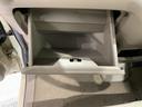自社商品化センターにて内外装のクリーニングを実施しております!