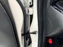 e:HEVホームブラックスタイル H SENSING 新車保証 試乗車 ワンオ-ナ- ナビVXU-245FTi TV Rカメラ CD録音 BTオ-ディオ DVD ETC LEDライト VSA クルコン アルミ スマ-トキ- スペアキ-(42枚目)