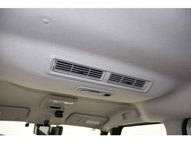 デリカミニ Ｔ　プレミアム　元レンタカー　純正ナビ　地デジＴＶ　ＥＴＣ車載器　フルセグＴＶ　ＬＥＤランプ　クルコン　キーレスエントリー　ＡＢＳ　エアバッグ　パワステ　ベンチシート　オートエアコン　ターボ車　フロントカメラ（9枚目）