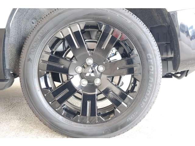 デリカＤ：５ シャモニー　メモリーナビ　地デジＴＶ　バックカメラ　アイドリングＳ　アクティブクルーズコントロール　イモビ　衝突被害軽減装置　Ｂモニター　１オーナー　ＥＴＣ　助手席エアバッグ　地デジＴＶ　電動リアゲート　４ＷＤ（13枚目）