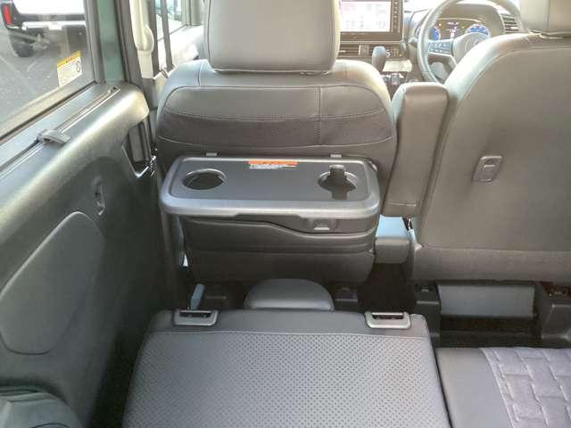 デリカミニ Ｔ　プレミアム　９型ナビ・フルセグＴＶ・全周囲カメラ　衝突軽減装置　ターボエンジン　禁煙　ワンオーナー車　記録簿付　ナビＴＶ　寒冷地　パワステ　フルタイム４ＷＤ　エアバッグ　ＬＥＤヘッド　ＥＳＣ　サイドカメラ　ＡＢＳ（12枚目）