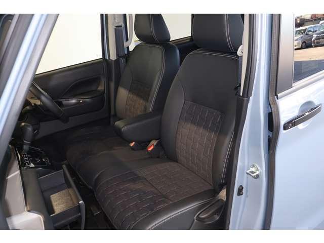 デリカミニ Ｔ　プレミアム　メモリーナビ・フルセグＴＶ・全周囲カメラ　衝突軽減装置　ターボエンジン　禁煙　ワンオーナー車　記録簿付　ナビＴＶ　寒冷地　パワステ　フルタイム４ＷＤ　エアバッグ　ＬＥＤヘッド　ＥＳＣ　サイドカメラ（4枚目）