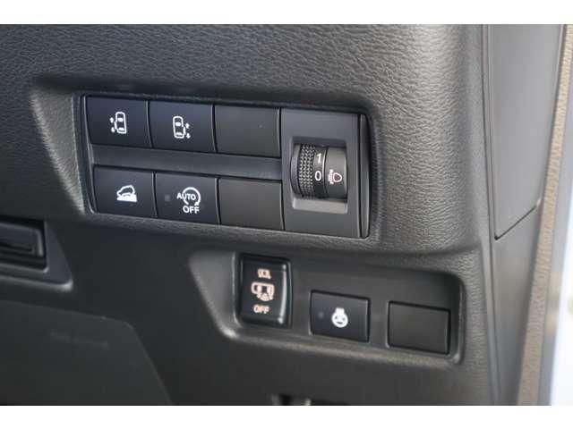 デリカミニ Ｔ　プレミアム　メモリーナビ・フルセグＴＶ・全周囲カメラ　衝突軽減装置　ターボエンジン　禁煙　ワンオーナー車　記録簿付　ナビＴＶ　寒冷地　パワステ　フルタイム４ＷＤ　エアバッグ　ＬＥＤヘッド　ＥＳＣ　サイドカメラ（11枚目）