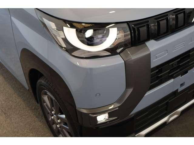 デリカミニ Ｔ　プレミアム　メモリーナビ・フルセグＴＶ・全周囲カメラ　衝突軽減装置　ターボエンジン　禁煙　ワンオーナー車　記録簿付　ナビＴＶ　寒冷地　パワステ　フルタイム４ＷＤ　エアバッグ　ＬＥＤヘッド　ＥＳＣ　サイドカメラ（12枚目）