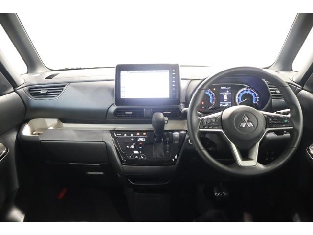 デリカミニ Ｔ　プレミアム　メモリーナビ・フルセグＴＶ・全周囲カメラ　フルセグＴＶ　ＬＥＤランプ　クルコン　キーレスエントリー　ＡＢＳ　エアバッグ　パワステ　ベンチシート　オートエアコン　ターボ車　フロントカメラ　バックカメラ（3枚目）