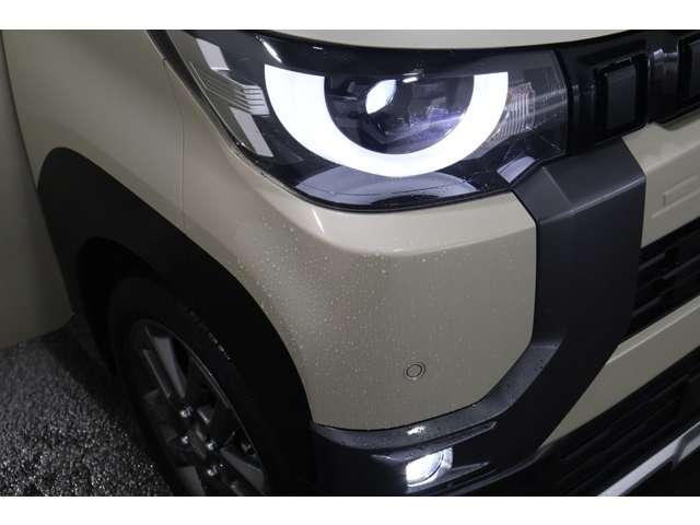 デリカミニ Ｇ　プレミアム　メモリーナビ・フルセグＴＶ・全周囲カメラ　ＬＥＤ　Ａクルコン　シートヒーター　ベンチシート　エアコン　コーナーセンサー　パワステ　アルミホイール　キーレスエントリー　エアバッグ　スマートキー　ＡＢＳ（11枚目）