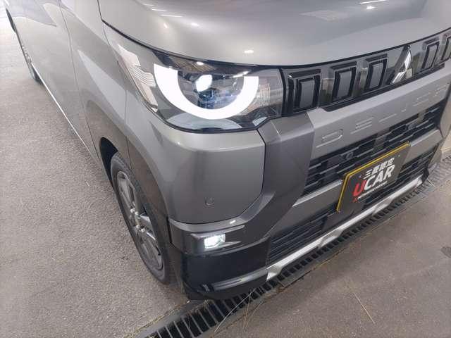 デリカミニ Ｇ　プレミアム　リミテッドエディション　メモリーナビ・フルセグＴＶ・全周囲カメラ　ＥＳＣ　アルミホイール　ＬＥＤヘッドランプ　アイドリングストップ　オートエアコン　ＦＣＭ　クルーズコントロール　キーフリー　両側パワースライドドア（12枚目）