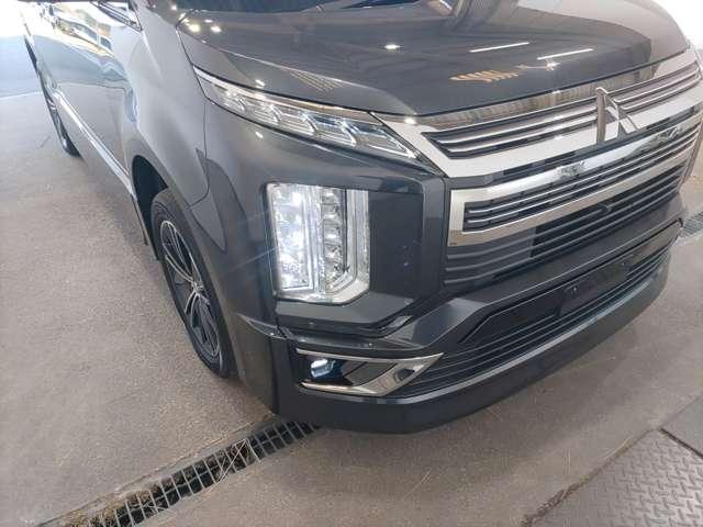 デリカＤ：５ アーバンギア　Ｇ　メモリーナビ・フルセグＴＶ・全周囲カメラ　ＥＴＣ車載器　ＬＥＤ　盗難防止装置　クルコン　横滑り防止装置　フルセグ　アイドリングストップ　ｅ－アシスト　スマートキー　ナビＴＶ　４ＷＤ　エアバッグ　ＤＶＤ（12枚目）