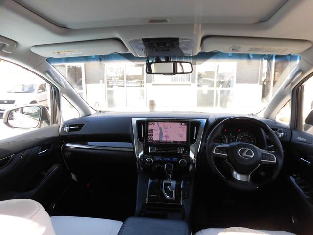 アルファード ２．５Ｓ　Ｃパッケージ　前期用ＬＭボディーキット　社外スフアリングハンドル（レクサス純正エアーバック）両側Ｐスライドドア　Ｐバックドア　フリップダウンモニター　ＥＴＣ　プリクラッシュセーフティシステム　２１ＡＷ（6枚目）