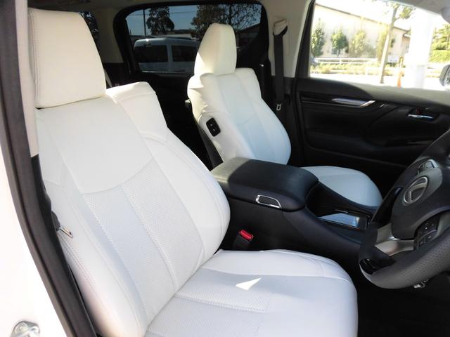 アルファード ２．５Ｓ　Ｃパッケージ　前期用ＬＭボディーキット　社外スフアリングハンドル（レクサス純正エアーバック）両側Ｐスライドドア　Ｐバックドア　フリップダウンモニター　ＥＴＣ　プリクラッシュセーフティシステム　２１ＡＷ（7枚目）