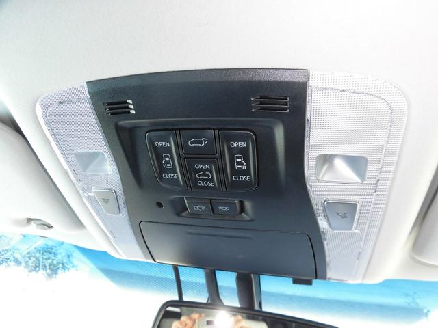 アルファード ２．５Ｓ　Ｃパッケージ　前期用ＬＭボディーキット　社外スフアリングハンドル（レクサス純正エアーバック）両側Ｐスライドドア　Ｐバックドア　フリップダウンモニター　ＥＴＣ　プリクラッシュセーフティシステム　２１ＡＷ（25枚目）