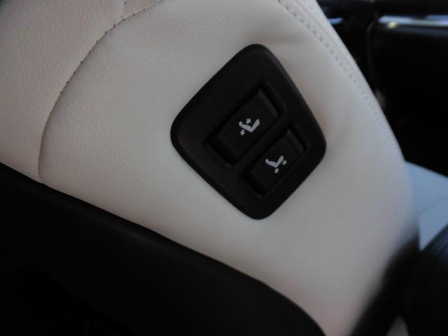 アルファード ２．５Ｓ　Ｃパッケージ　前期用ＬＭボディーキット　社外スフアリングハンドル（レクサス純正エアーバック）両側Ｐスライドドア　Ｐバックドア　フリップダウンモニター　ＥＴＣ　プリクラッシュセーフティシステム　２１ＡＷ（35枚目）