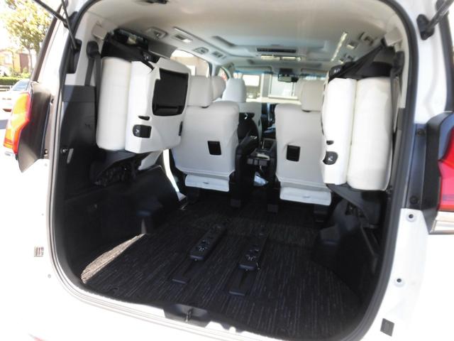 アルファード ２．５Ｓ　Ｃパッケージ　前期用ＬＭボディーキット　社外スフアリングハンドル（レクサス純正エアーバック）両側Ｐスライドドア　Ｐバックドア　フリップダウンモニター　ＥＴＣ　プリクラッシュセーフティシステム　２１ＡＷ（40枚目）