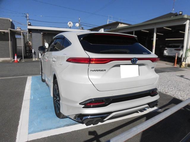 ハリアーＰＨＥＶ Ｚ　４ＷＤ車　プリクラッシュセーフティシステム　全方位モニター　ＢＴ接続　電動シート　黒革シート　オートクルーズ　レーンアシスト　オートハイビーム　パワーリアゲート　パーキングセンサー　前席シートヒーター（32枚目）