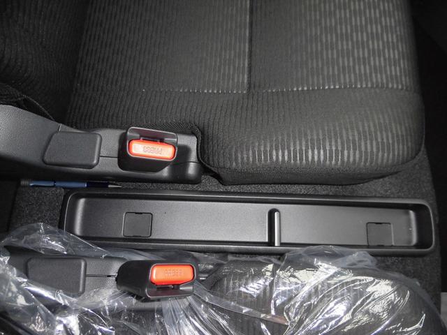 ハイゼットカーゴ クルーズ　６．８インチスマホ連動ディスプレーオーディオ　前後ドラレコ　寒冷地仕様　４ＷＤ　スマートキー　Ａストップ　届出済未使用車（13枚目）