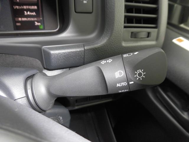 ハイエースバン ＤＸ　登録済未使用車　ＥＴＣ　オートライト　キーレスエントリー（12枚目）