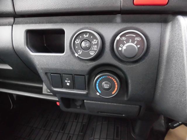 ハイエースバン ＤＸ　登録済未使用車　ＥＴＣ　オートライト　キーレスエントリー（18枚目）