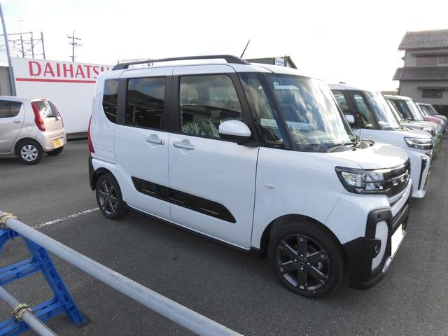 タント ファンクロスターボリミテッド　届出済未使用車　オーディオレス　コーナーセンサー　シートヒーター　オートクルーズコントロール　ＥＴＣ　ＬＥＤライト　衝突回避ブレーキ　電動スライドドア　ルーフレール　スマートキー　アイドリングストップ（7枚目）