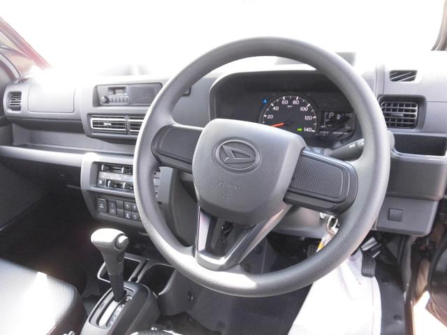 ハイゼットトラック ハイルーフ　届出済未使用車　デジタルインナーミラー　Ａストップ　切替式４ＷＤ　衝突被害軽減装置　マニュアルエアコン（10枚目）