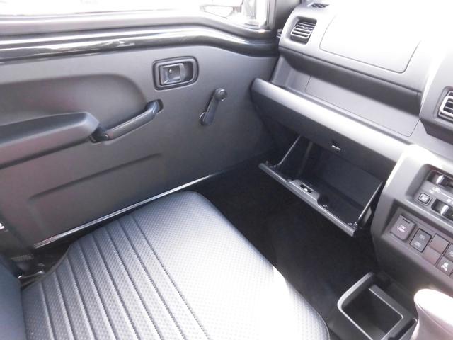 ハイゼットトラック ハイルーフ　届出済未使用車　デジタルインナーミラー　Ａストップ　切替式４ＷＤ　衝突被害軽減装置　マニュアルエアコン（18枚目）