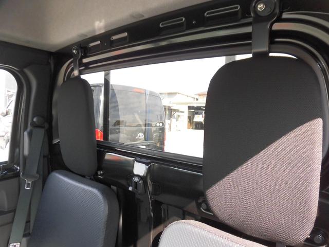 ハイゼットトラック ハイルーフ　届出済未使用車　デジタルインナーミラー　Ａストップ　切替式４ＷＤ　衝突被害軽減装置　マニュアルエアコン（19枚目）