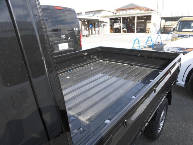 ハイゼットトラック ハイルーフ　届出済未使用車　デジタルインナーミラー　Ａストップ　切替式４ＷＤ　衝突被害軽減装置　マニュアルエアコン（23枚目）