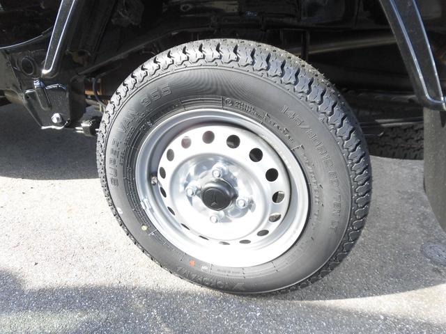 ハイゼットトラック ジャンボエクストラ　届出済未使用車　オーディオレス　デジタルインナーミラー　パートタイム４ＷＤ　スマ－トキー　アイドリングストップ機能　オートエアコン　衝突被害軽減システム（30枚目）