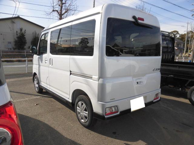 アトレー ＲＳ　届出済未使用車　オーディオレス　デジタルインナーミラー　クルーズＣ　コーナーセンサ　ＡＴハイビーム　ヘッドライトＬＥＤ　被害軽減ブレーキ　ｉｓｔｏｐ　レーンキープアシスト　スマートキープッシュスタート（5枚目）