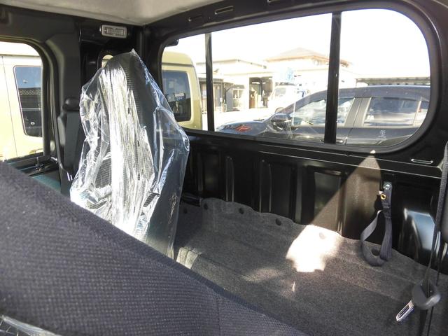ハイゼットトラック ジャンボエクストラ　届出済未使用車　オーディオレス　ディスプレーオーディオ　パートタイム４ＷＤ　エアコン　アイドリングストップ機能　スマ－トキー　衝突被害軽減システム（19枚目）
