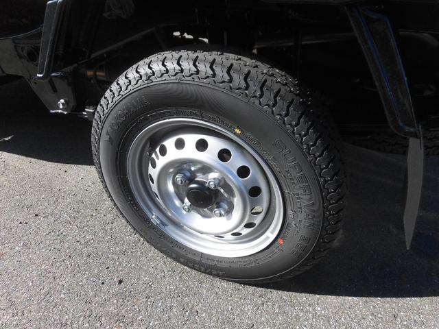 ハイゼットトラック ジャンボエクストラ　届出済未使用車　オーディオレス　ディスプレーオーディオ　パートタイム４ＷＤ　エアコン　アイドリングストップ機能　スマ－トキー　衝突被害軽減システム（27枚目）