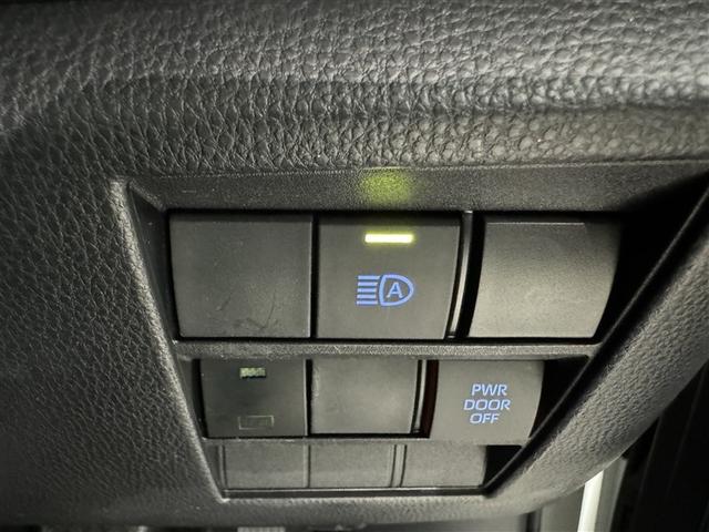 ヴォクシー Ｓ－Ｚ　フルセグ　ＤＶＤ再生　ミュージックプレイヤー接続可　バックカメラ　衝突被害軽減システム　ＥＴＣ　ドラレコ　両側電動スライド　ＬＥＤヘッドランプ　乗車定員７人　３列シート（25枚目）