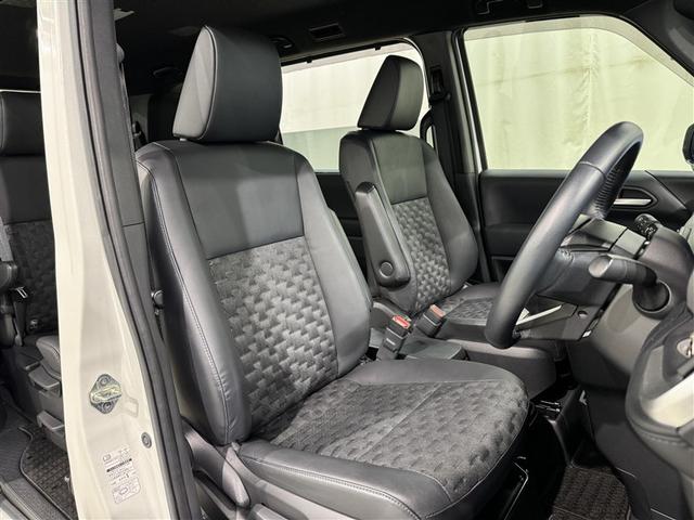 ヴォクシー Ｓ－Ｚ　フルセグ　ＤＶＤ再生　ミュージックプレイヤー接続可　バックカメラ　衝突被害軽減システム　ＥＴＣ　ドラレコ　両側電動スライド　ＬＥＤヘッドランプ　乗車定員７人　３列シート（31枚目）