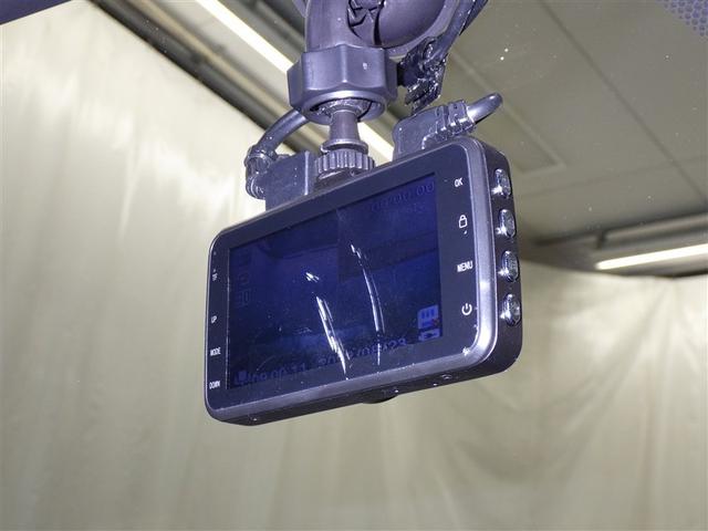 ドライブレコーダー装着車両です