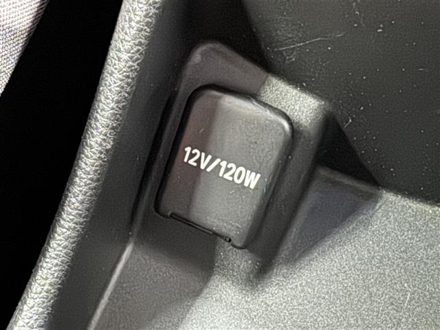 アクア Ｘ　メモリーナビ　ミュージックプレイヤー接続可　バックカメラ　衝突被害軽減システム　ＥＴＣ　ドラレコ　ＬＥＤヘッドランプ　ワンオーナー（16枚目）