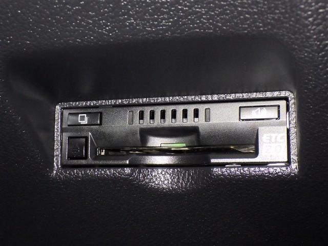 プリウスＰＨＶ Ｓ　ＧＲスポーツ　フルセグ　メモリーナビ　ミュージックプレイヤー接続可　バックカメラ　衝突被害軽減システム　ＥＴＣ　ドラレコ　ＬＥＤヘッドランプ（18枚目）