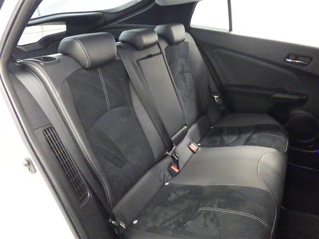 プリウスＰＨＶ Ｓ　ＧＲスポーツ　フルセグ　メモリーナビ　ミュージックプレイヤー接続可　バックカメラ　衝突被害軽減システム　ＥＴＣ　ドラレコ　ＬＥＤヘッドランプ（27枚目）