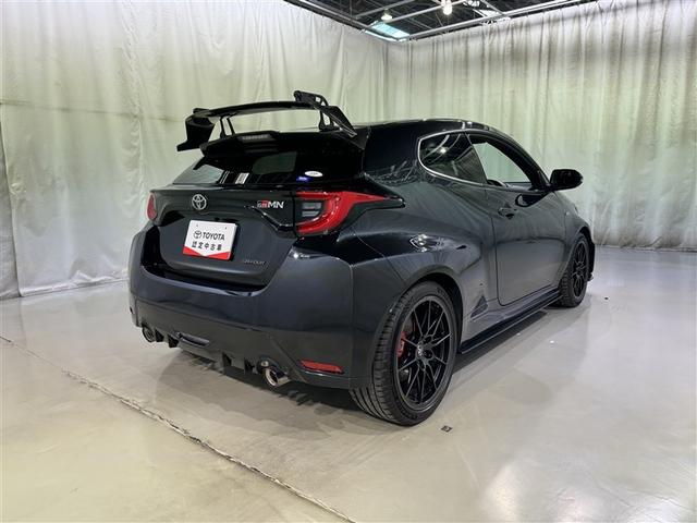 �ꕶ���Ɍ���e�[�������v�͂f�q�����X�̌����ۗ�������ƂƂ��ɁA�������ꂽ�����r���[�ɂ́A�����Ƒϋv���𗼗����邽�߂̍H�v���Ïk����Ă��܂��B