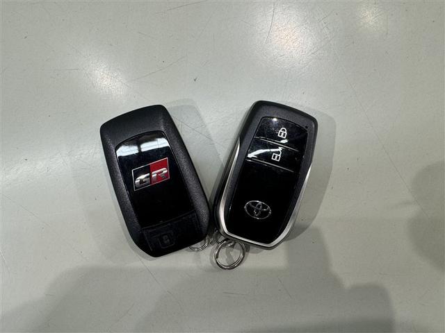 �����|�P�b�g�̒��ł��h�A�J�E�G���W���X�^�[�g���\�ȕ֗��ȃX�}�[�g�L�[�ł��I