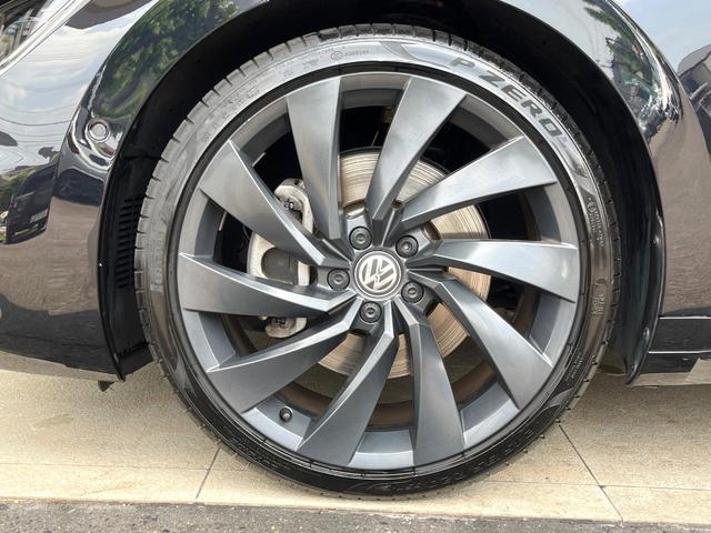 アルテオン Ｒライン　４モーションアドバンス　パノラマミックスライディングルーフ　禁煙車　衝撃軽減　純正ナビ　黒革　全周囲カメラ　レーダークルコン　ＥＴＣ　Ｂｌｕｅｔｏｏｔｈ　ＡｐｐｌｅＣａｒＰｌａｙ　ＬＥＤヘッド　シートヒーター（25枚目）