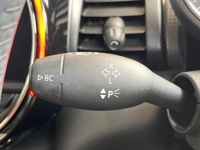 MINI クーパーD パーキングアシストパッケージ ナビゲーションパッケージ ペッパーパッケージ LEDヘッドライト/LEDフォグライト ユニオンジャックデザインテールライト Bluetooth接続(39枚目)