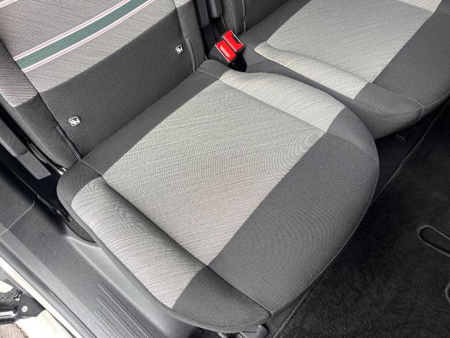 ベルランゴ シャイン　ブルーＨＤｉ　ＸＴＲ　パック　禁煙車　アップルカープレイ　エマージェンシーブレーキ　アダプティブクルコン　ブラインドスポットアシスト　マルチパノラミックルーフ　バックカメラ　ＥＴＣ　スマートキー（33枚目）