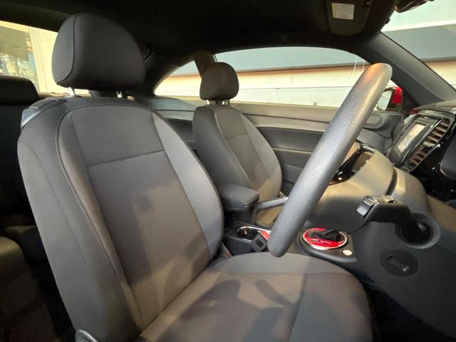 ザ・ビートル ベース　バイキセノンヘッドライトパッケージ　クラリオン製ナビ　バックカメラ　フルセグ　Ｂｌｕｅｔｏｏｔｈ接続　スマートエントリー／スタートシステム　ＥＴＣ　レインセンサー　禁煙（8枚目）